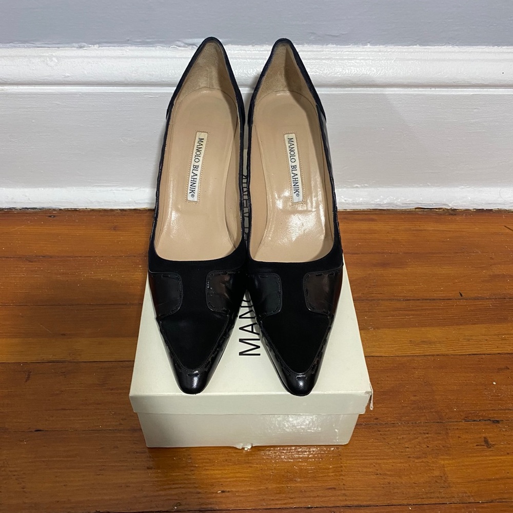 SALE!❤️Manolo Blahnik m- eschillo black suede👠